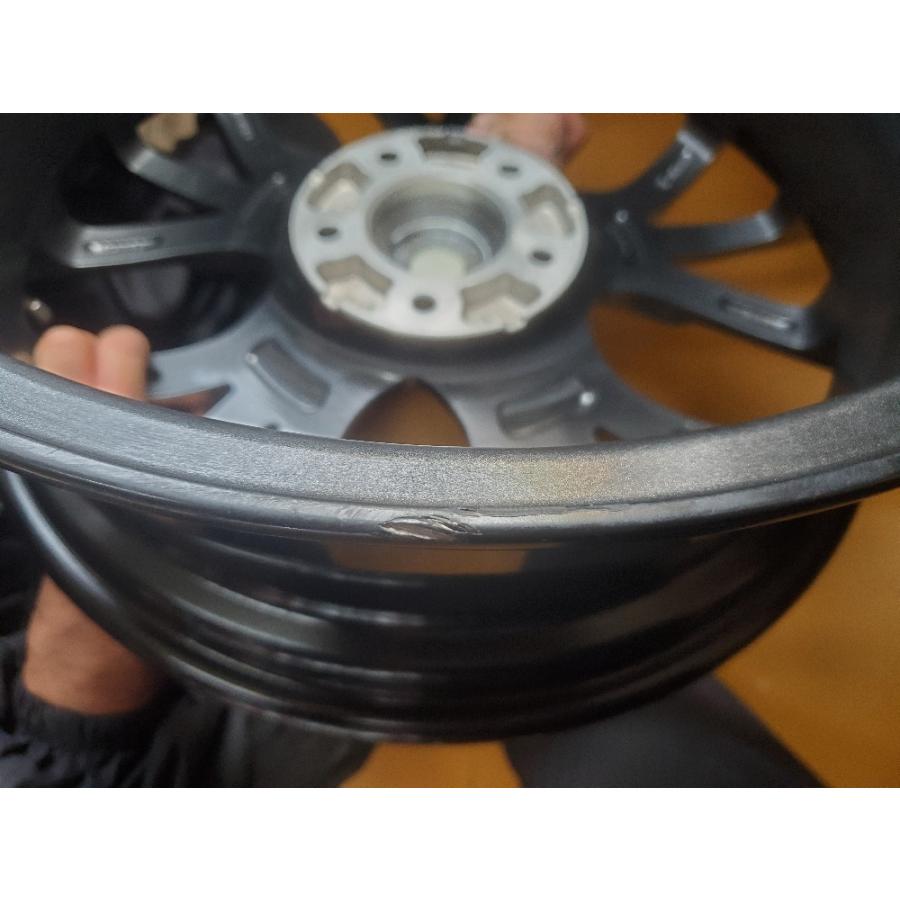 005【展示品】レオニス LV 18インチ 18×7.0J 114.3+5+53 ハブ径73mm