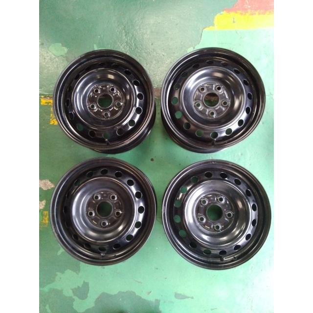 NOAH 20【中古ホイール】 トヨタ 70系ノア純正スチール 15×6.0J 114.3