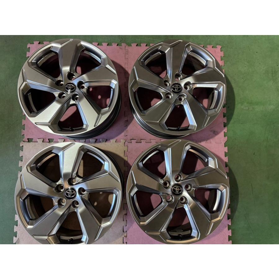 28.「中古品」「純正品」RAV4純正アルミ ☆シルバー☆18×7.0J 114.3-5H
