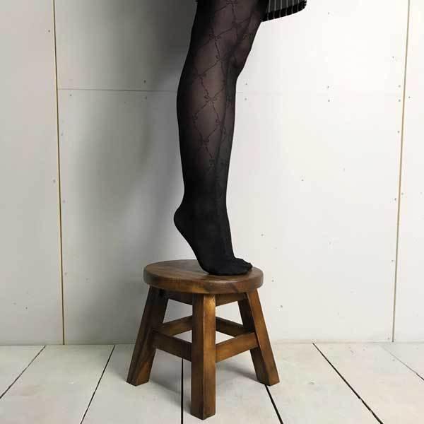 アジアン家具 ウッドスツール ミニスツール 椅子 丸椅子 ユニコーン 子供用 作業用 アンティーク 玄関椅子 花台 玄関 いす イス おしゃれ |  | 10