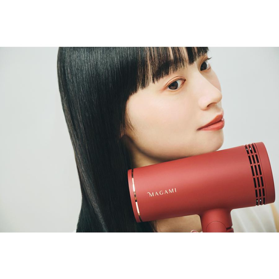 ヘイゼル・トンプソン MAGAMI コラーゲン ドライヤー OS0206 レッド