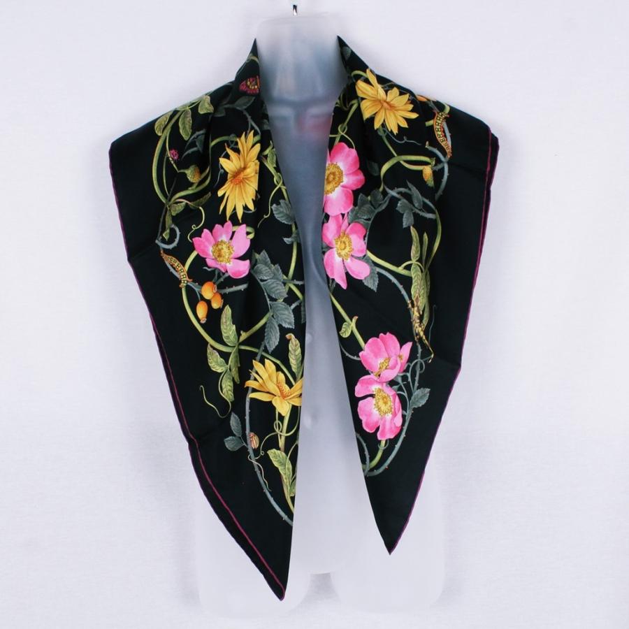 GUCCI グッチ レディース フラワー シルク スカーフ 黒 ピンク GUCCI グッチ レディース フラワー シルク スカーフ 黒 ピンク