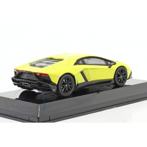ランボルギーニ アヴェンタドール ミニカー 1/43 LAMBORGHINI
