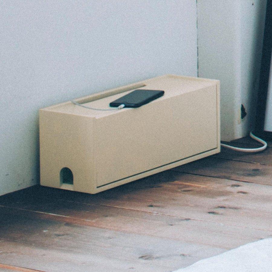 コード収納 タップ収納 ホワイト 40cm 充電ステーション 配線 書斎 リビング 収納 隙間収納 電源タップ 電源 おしゃれ すっきり 002 ベルメゾン インテリア Yahoo 店 通販 Yahoo ショッピング