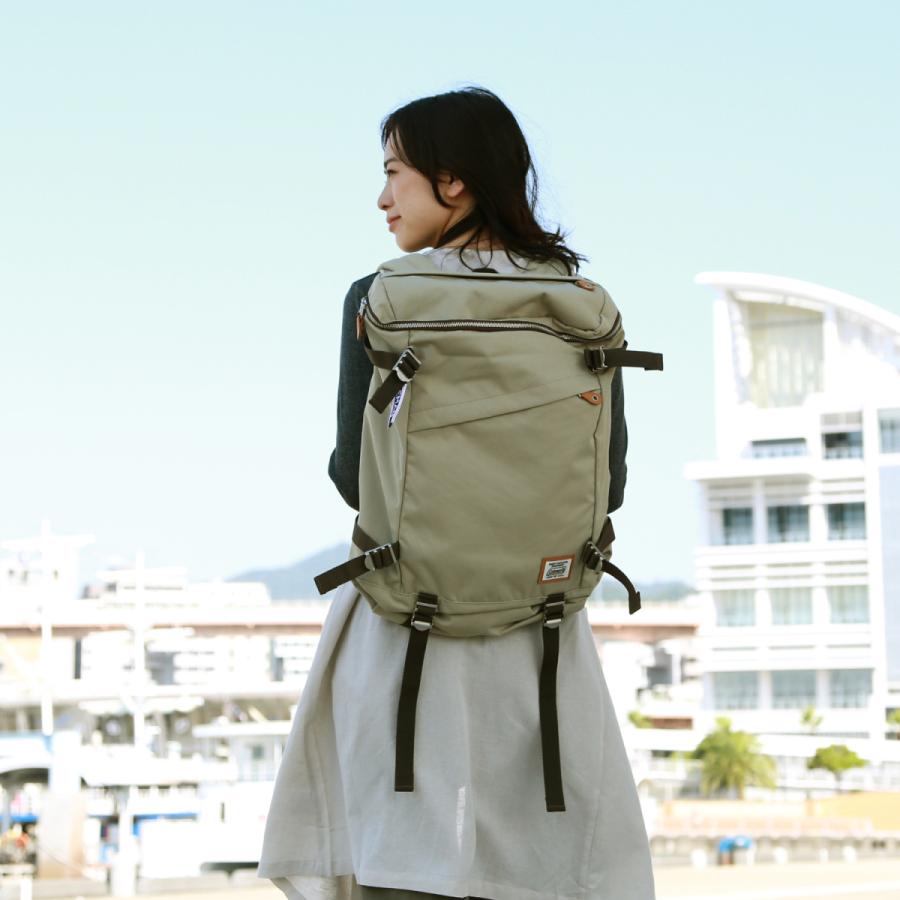 Coleman（コールマン） レインカバー付きデイパック : ベルメゾン