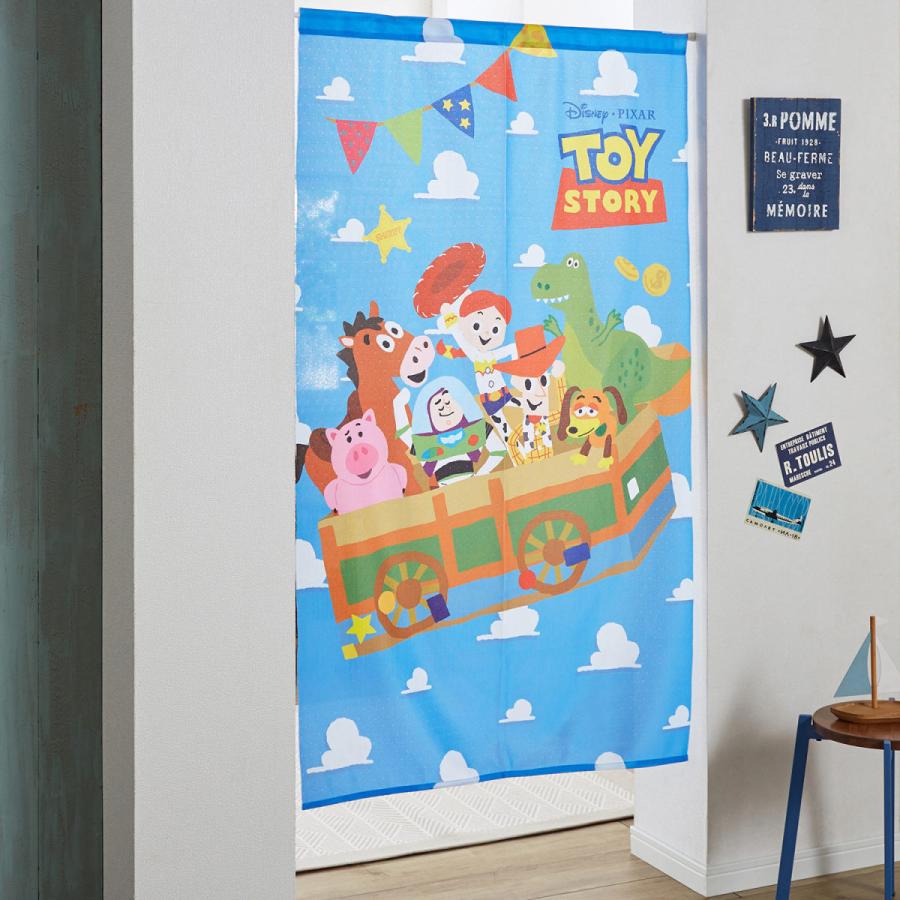 Disney ディズニー のれんにもなる間仕切りカーテン トイ ストーリー 001 ベルメゾン Yahoo ショッピング店 通販 Yahoo ショッピング