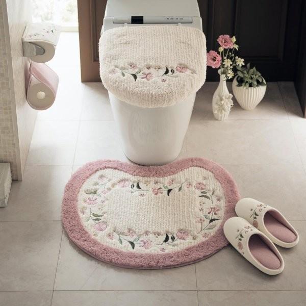 トイレマット トイレ 便所 お手洗い 洗える すべりにくい 刺繍 花柄 おしゃれ かわいい ピンク 標準