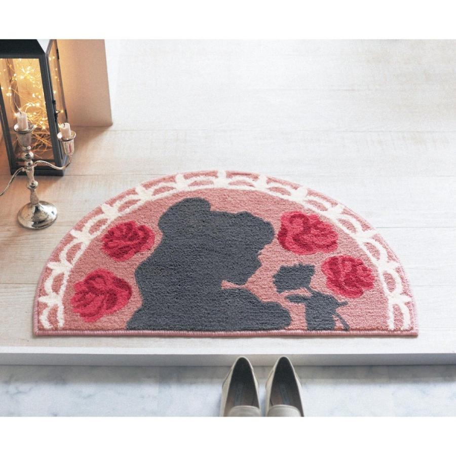 マット 玄関 花言葉玄関マット ディズニー かわいい 洗える すべりにくい おしゃれ くまのプーさん 約50 80 ベルメゾン Paypayモール店 通販 Paypayモール