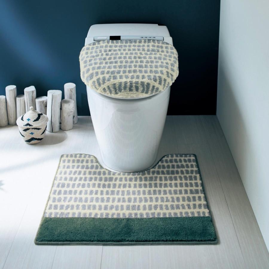 トイレマット トイレ 便所 お手洗い 洗える すべりにくい 北欧調 おしゃれ 抗菌 防臭 日本製 ピンク 標準マット 温水 新 フタカバーセット Bmlc ベルメゾン Paypayモール店 通販 Paypayモール