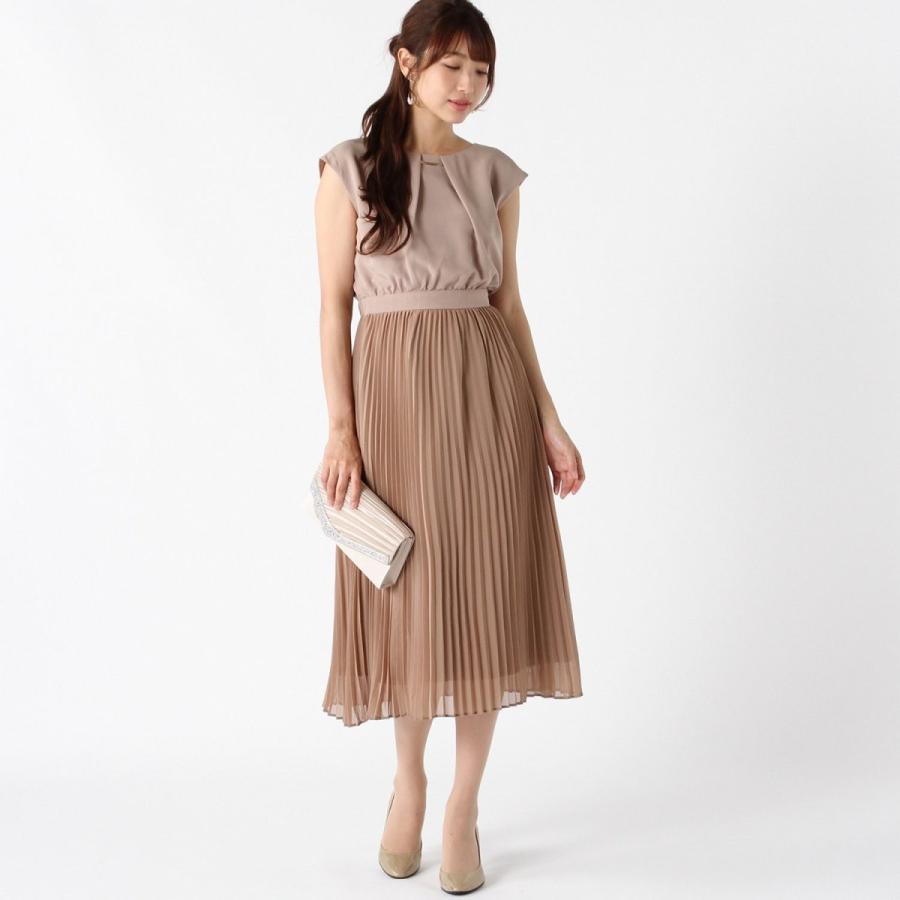 ストマーク フォーマル ベルメゾン Paypayモール店 通販 Paypayモール レディース ワンピース 襟元パーツ使いプリーツ