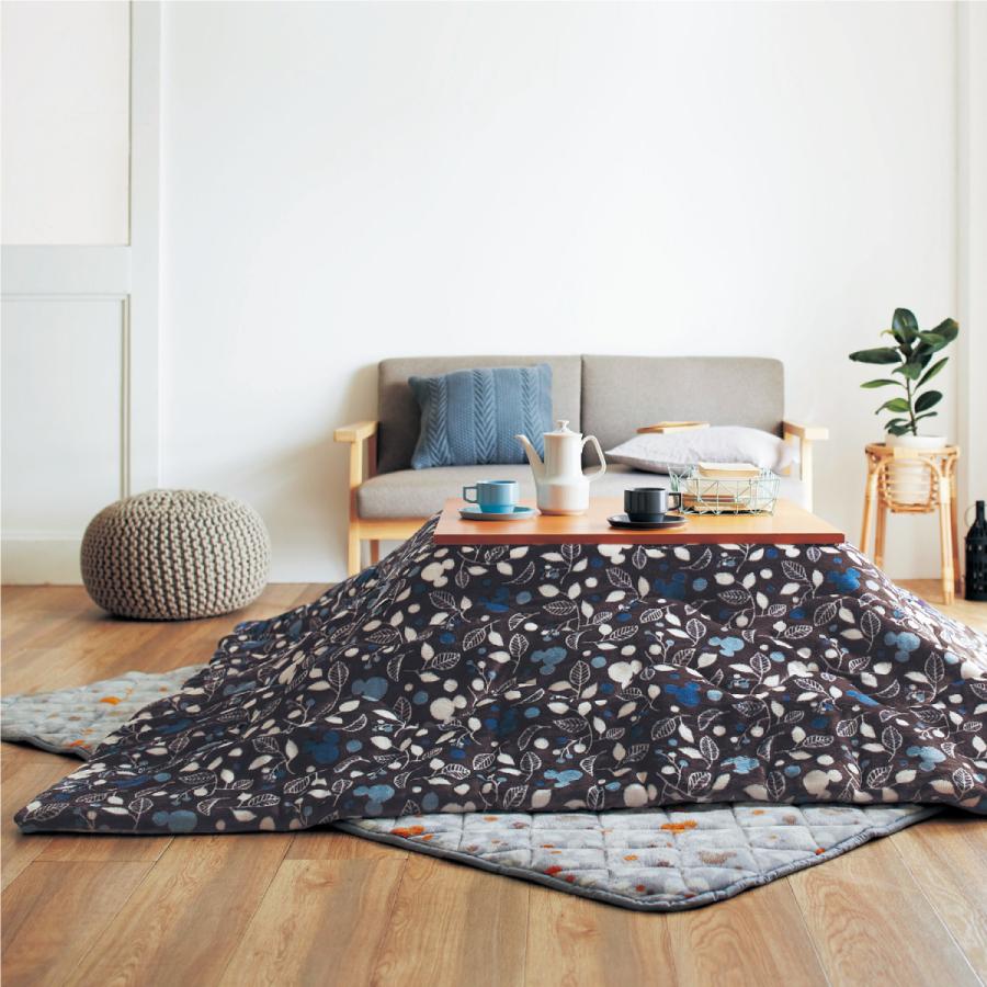 ふわふわマ ディズニー 北欧調デザインの撥水リバーシブルこたつ布団掛け敷きセット ミッキー