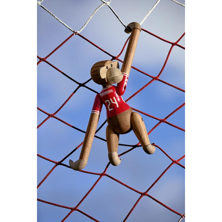 カイボイスン モンキー Monkey x DBU Man 2024 (S) teak/limba 39562 北欧  サッカー ユニフォーム インテリア 置物 ギフト クリスマス | KAY BOJESEN DENMARK | 04