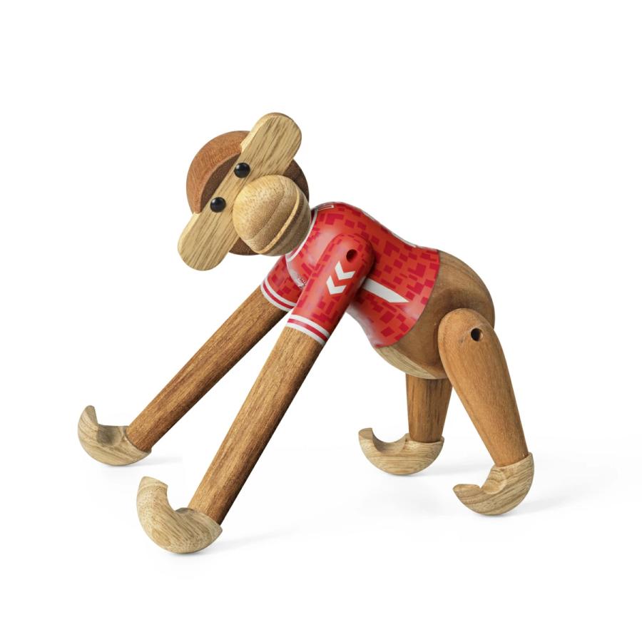カイボイスン モンキー Monkey x DBU Man 2024 (S) teak/limba 39562 北欧  サッカー ユニフォーム インテリア 置物 ギフト クリスマス | KAY BOJESEN DENMARK | 01