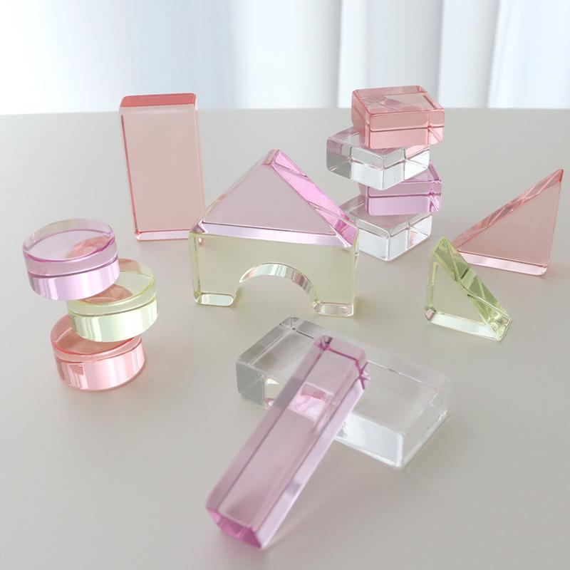 出産祝い 誕生日 Lumiere Cubes Mimi アクリル積み木 26ピース 男の子 女の子 クリスマスプレゼント ２歳 ３歳 ４歳 ５歳 インテリア おもちゃの画像