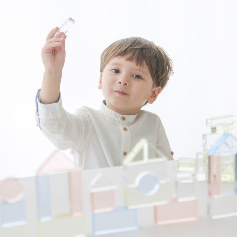 Lumiere Cubes Noah アクリル積み木26ピース 男の子 女の子 クリスマスプレゼント ２歳 ３歳 ４歳 ５歳 インテリア おもちゃの画像