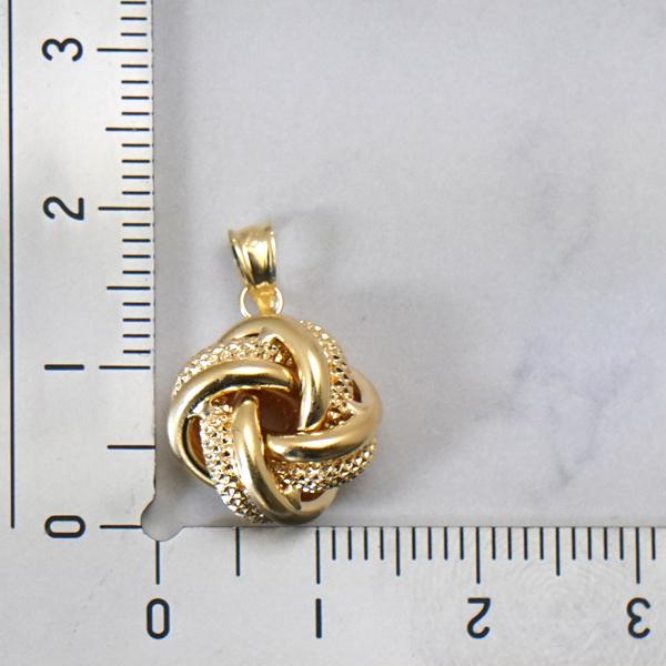 UNOAERRE（ウノアエレ） ペンダントトップ ラブノット 恋結び LOVE