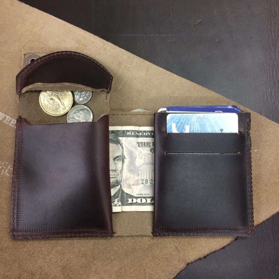 ポストにお届け】財布 米国 クロムエクセル 二つ折り ウォレット ポストにお届け】財布 米国 クロムエクセル 二つ折り ウォレット