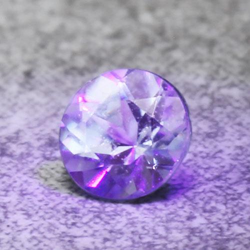 P10%中 希少石 UV蛍光 2.5mm 0.07ct ベニトアイト ラウンド 限定1個  