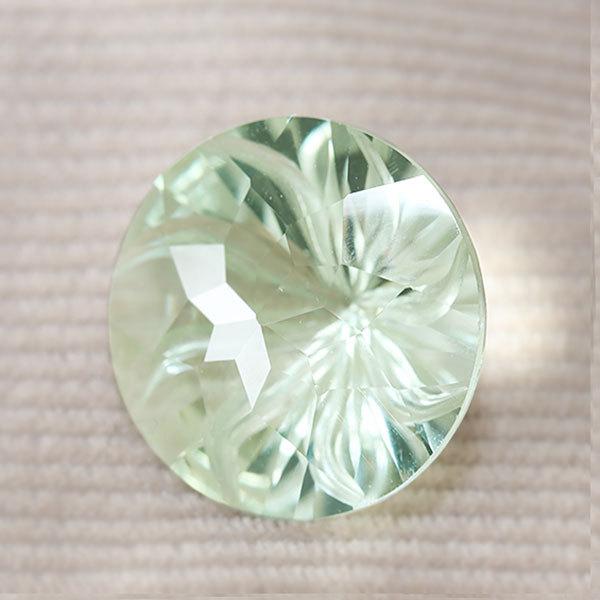 15mm グリーンクォーツ ラウンド フラワーカービング 9.23ct１個限定 １個限定 製品オーダー可能