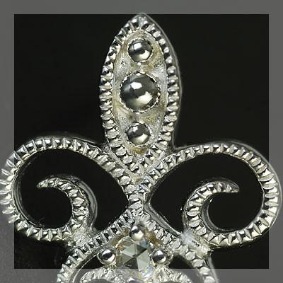 pt900 ローズカットダイヤモンドピアス ローズカット