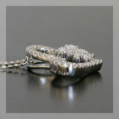 変わらぬ愛 オープンハートのブリリアントダイヤ ローズカットダイヤペンダントトップ チェーン無し 誕生石 4月 PT900 K18 K10対応の画像