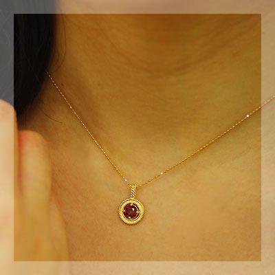 P10％中 アルマンダインガーネット アンティークサークル ペンダントトップ チェーン無し 誕生石 1月 PT900 K18 K10対応 |  | 01