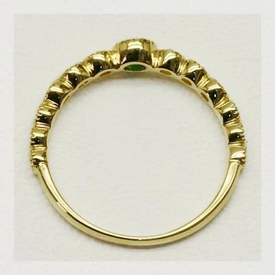 エキゾチックな鮮やかさ エメラルド ローズカットダイヤモンド アンティーク リング  PT900 K18 K10対応の画像
