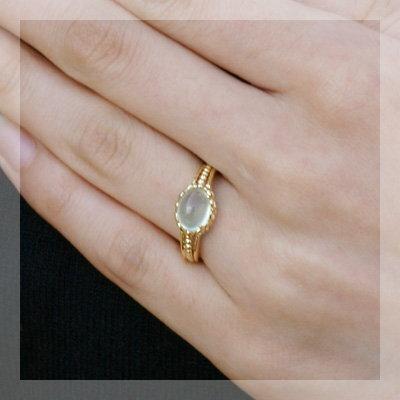 旬のカラーで魅力アップ  プレナイト コリドール リング PT900 K18 K10対応の画像