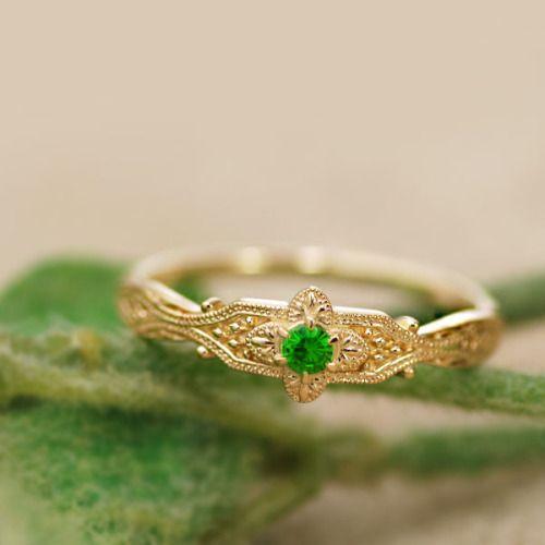 pt900 天然デマントイドガーネット　リング　最終価格　　高品質 Demantoid Garnet Pt900デマントイドガーネット パライバ