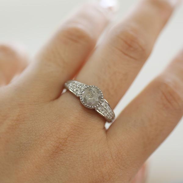 日替りSALE開催 限定1本 PT900 UV蛍光 1.32ct 0.6ct ダイヤモンド
