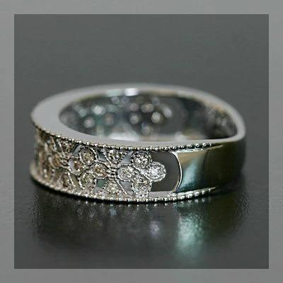 職人名品 ギルランダ ダイヤモンドリング 誕生石 4月 PT900 K18 K10対応の画像