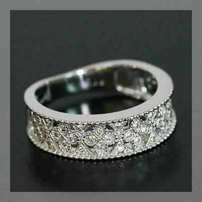 職人名品 ギルランダ ダイヤモンドリング 誕生石 4月 PT900 K18 K10対応の画像