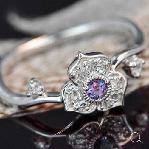 希少品K10 天然アレキサンドライト0.09ct リング11号 宝石鑑別書付