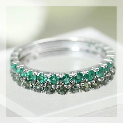 19石が整然と並んだエメラルドストレートリング PT900 K18 K10対応 誕生石 5月の画像