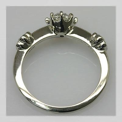 指輪 5.5ミリ ローズカットダイヤモンド ヴィンテージ・デザイン