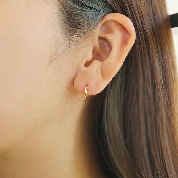 Oro オーロ ダイヤカット メタル ピアス K18 K10対応の画像