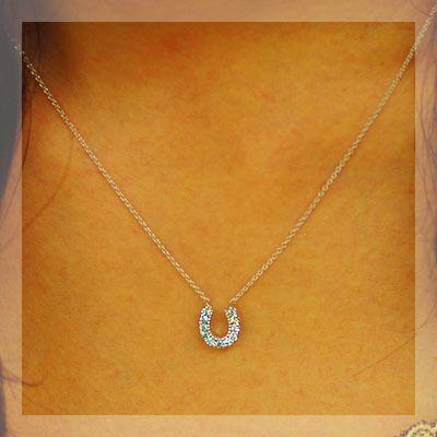ハッピーモティーフ ブルーダイヤモンド ホースシューペンダントネックレス　PT900 K18 K10対応 誕生石 4月の画像