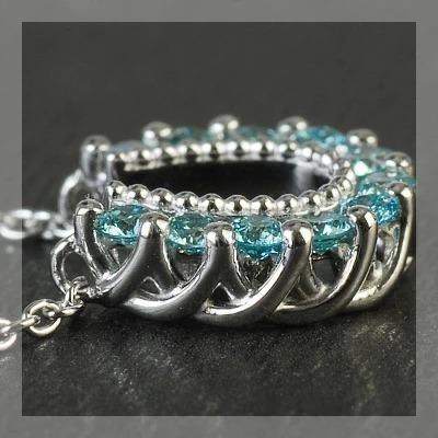 ハッピーモティーフ ブルーダイヤモンド ホースシューペンダントネックレス　PT900 K18 K10対応 誕生石 4月の画像