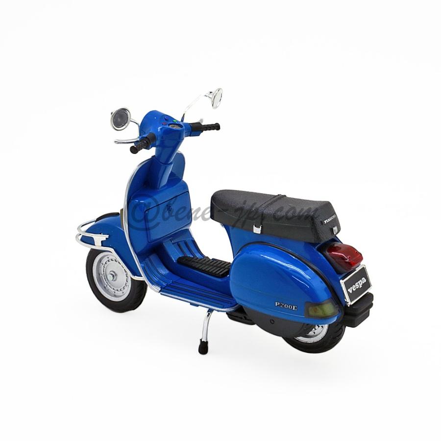 ニューレイ　ベスパ　vespa スクーター　ドールハウスに　ミニチュア New Ray 1;12 Vespa P200E ダイキャストミニチュアモデル : BENE