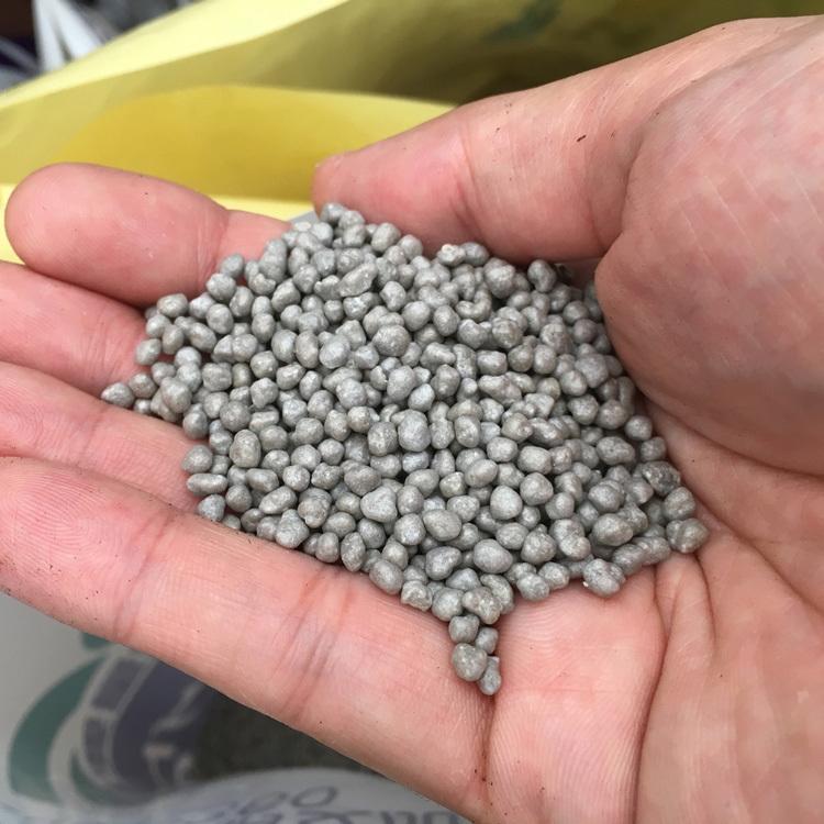 アンスリウム専用肥料 半年分効果が持続 生産者も使う アンスリューム 送料無料｜beniuchiwa