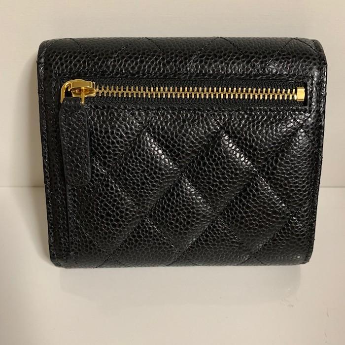シャネル マトラッセ キャビアスキン 三つ折り ミニ 財布 CHANEL シャネル キャビアスキン
