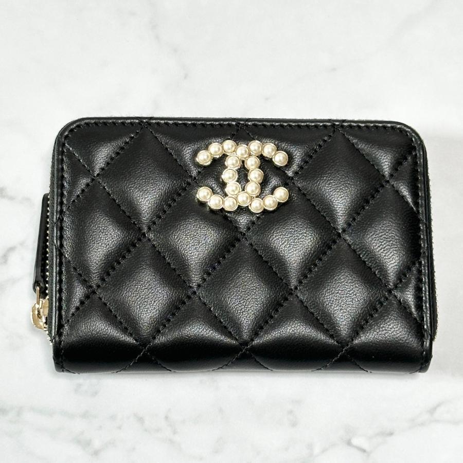 CHANEL（シャネル） パールロゴ ジップ コインパース