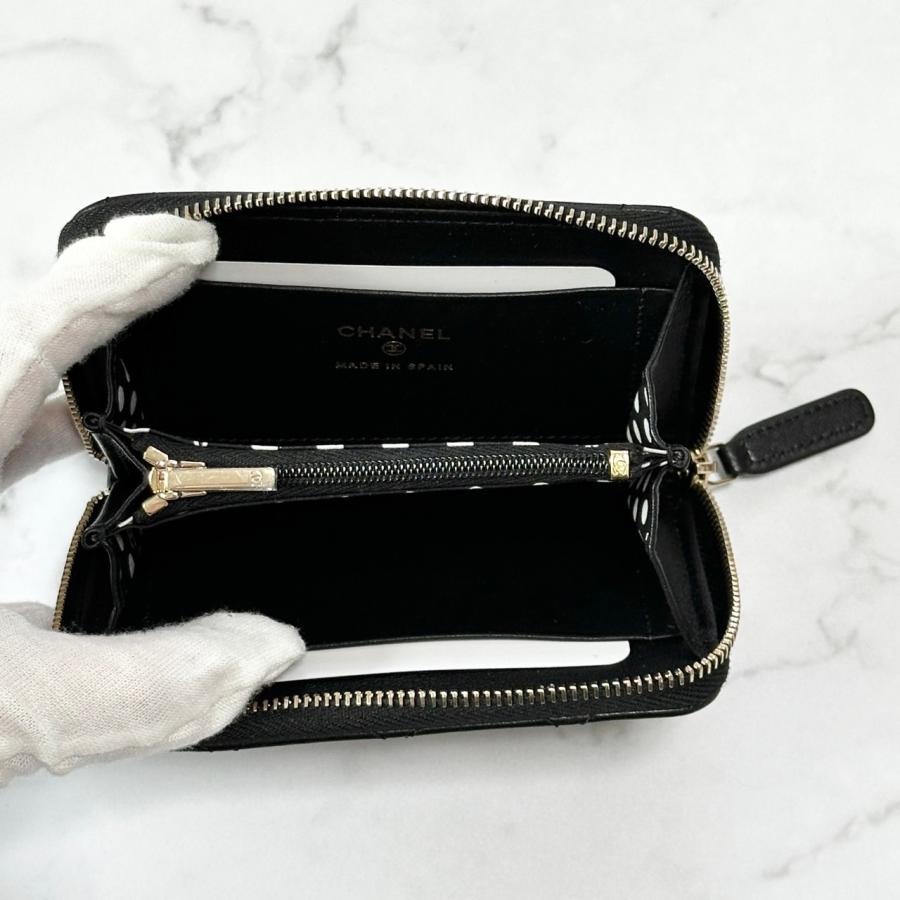 CHANEL（シャネル） パールロゴ ジップ コインパース