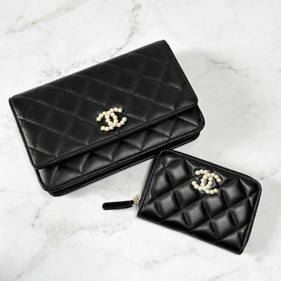 CHANEL（シャネル） パールロゴ ジップ コインパース