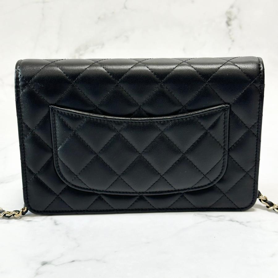 CHANEL シャネル パール ロゴ チェーン バッグ　AP3811B1572394305 black 黒 レザー キルティング｜bepo｜12