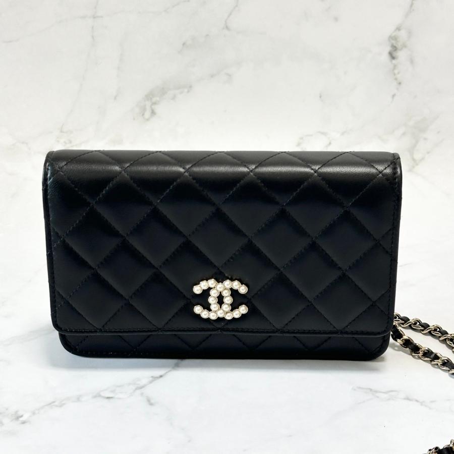 CHANEL シャネル パール ロゴ チェーン バッグ　AP3811B1572394305 black 黒 レザー キルティング｜bepo｜18