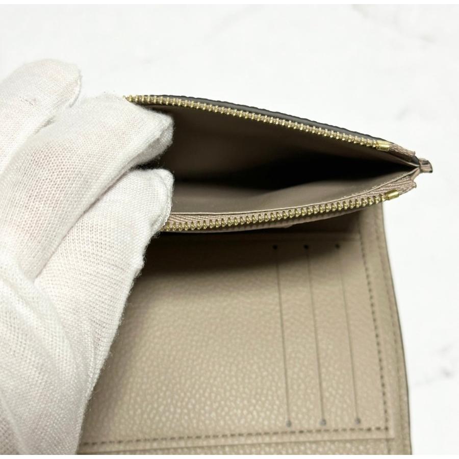 LOUIS VUITTON（ルイ・ヴィトン） PORTEFEUILLE VICTORINE