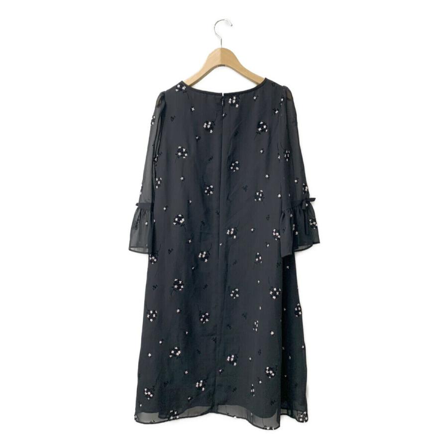 【新品】エムズグレイシー 刺繍ワンピース 半袖 タグ付き✨】エムズグレイシー 2023年モデル！ハート柄 刺繍