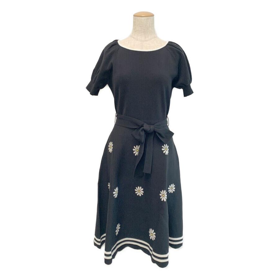 エムズグレイシー ワンピース マーガレットモチーフニットワンピース  