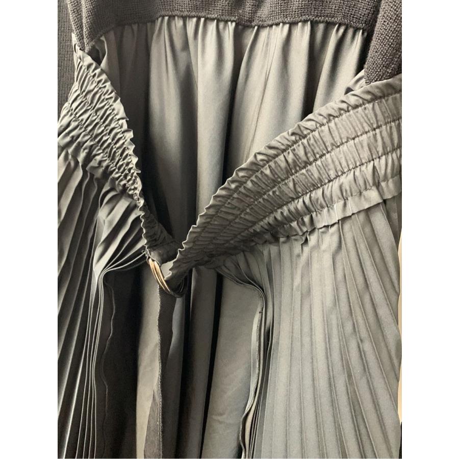 モンクレールニット×プリーツ切り替えワンピース